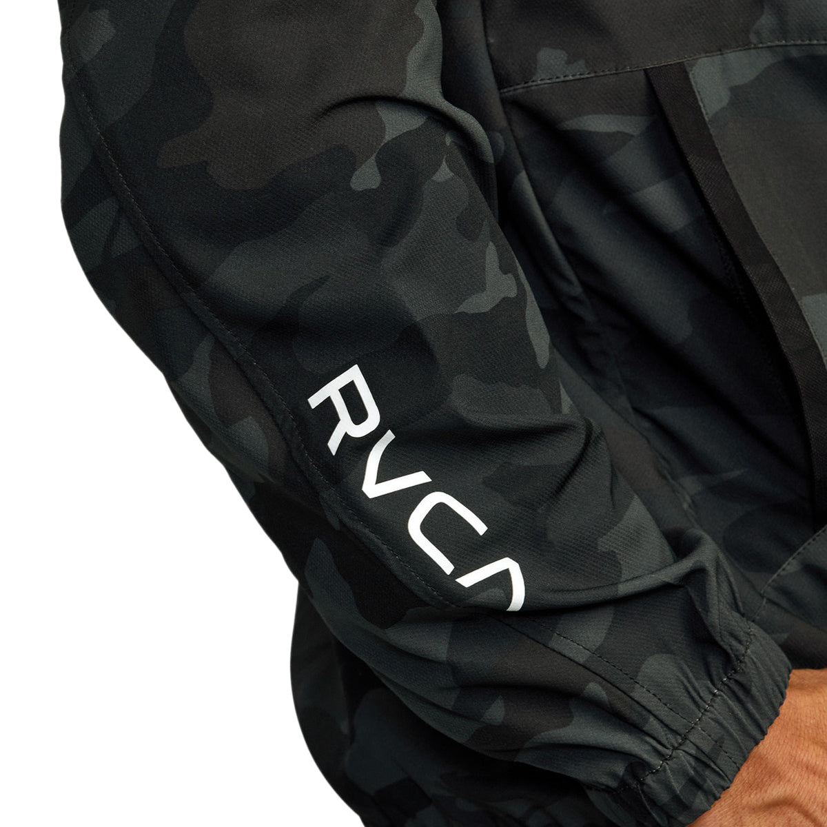 RVCA Yogger II Jacket - Camo image 4