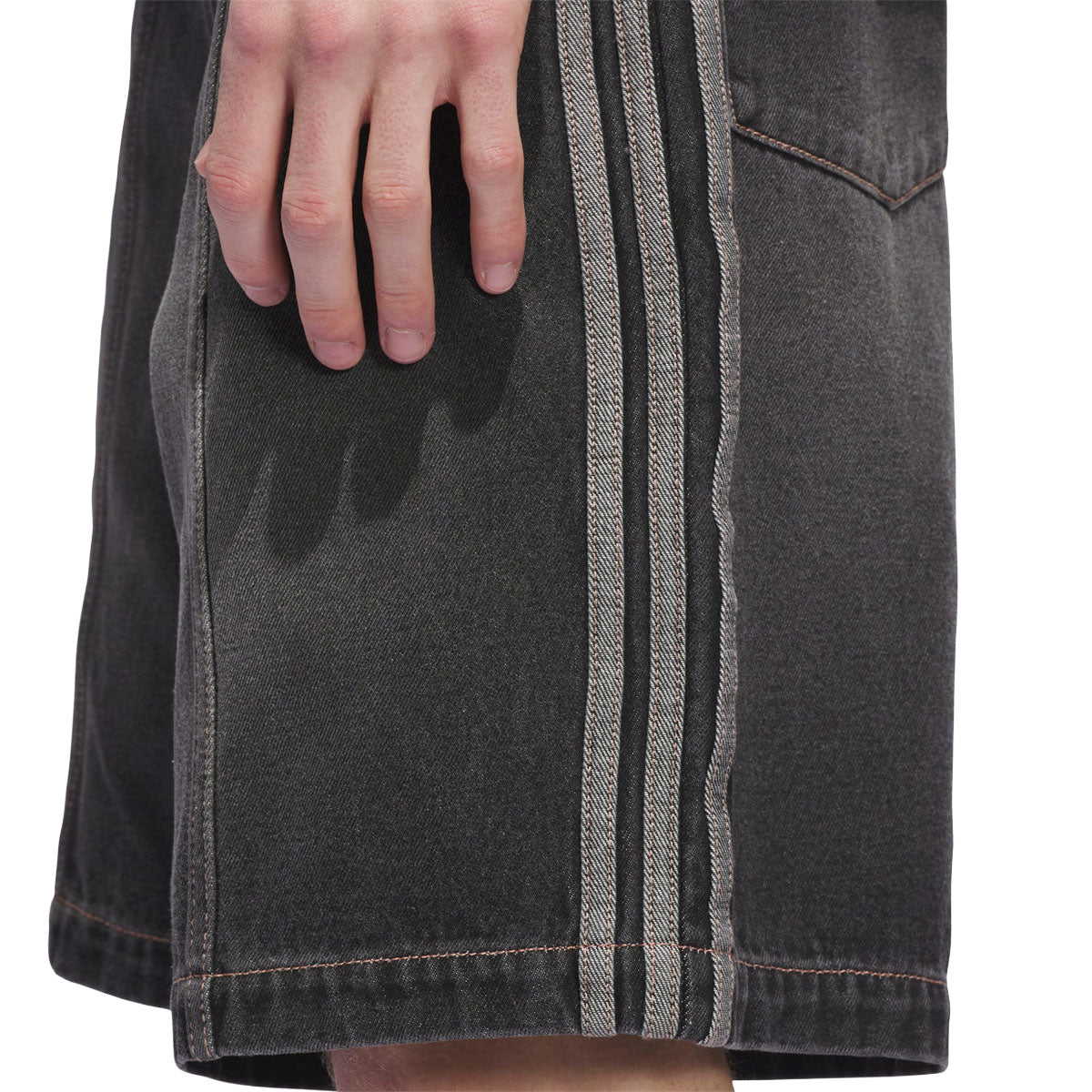 Adidas Tyshawn Shorts - Black image 4