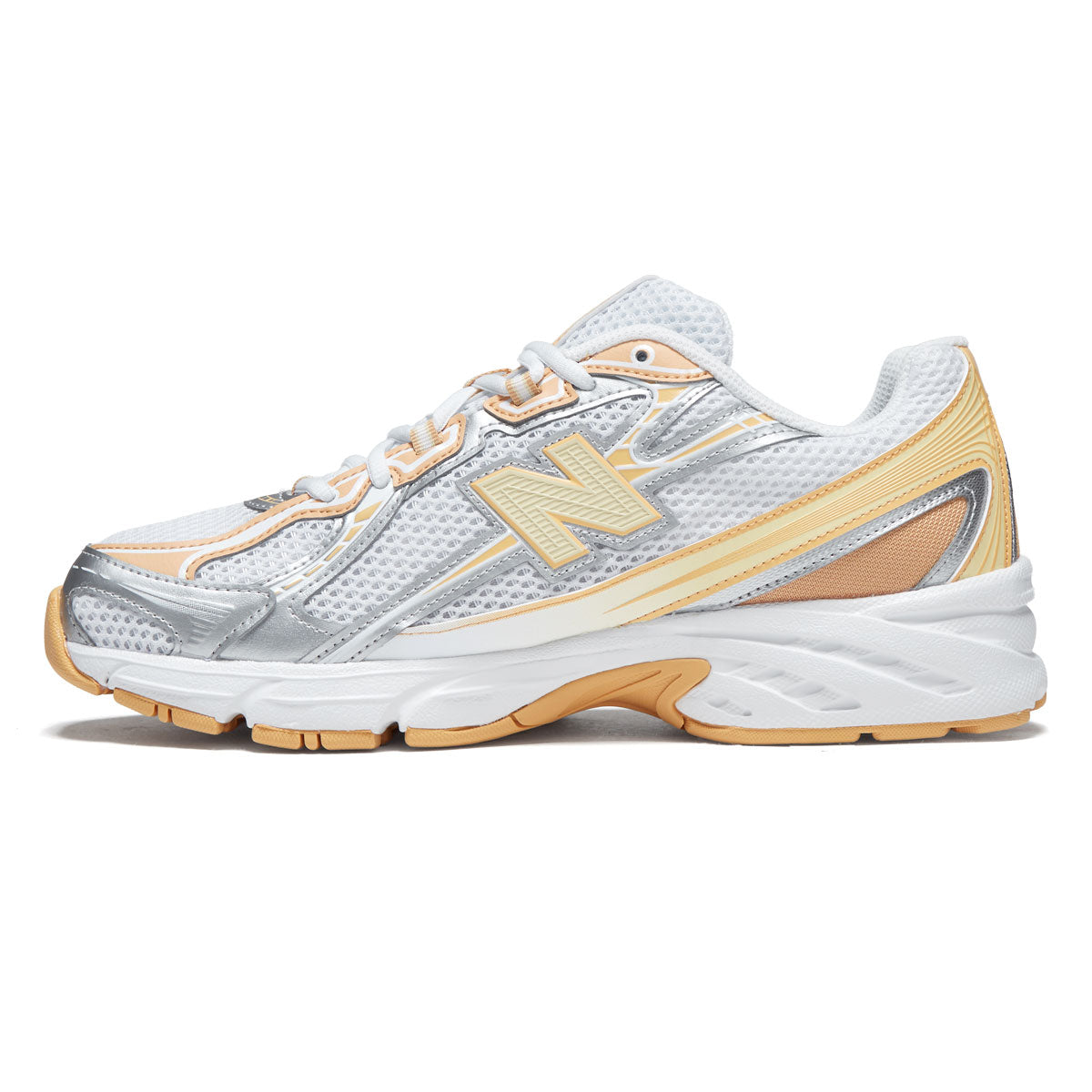 New Balance 740 Shoes - White/Indoor Court – Daddies Board Shop