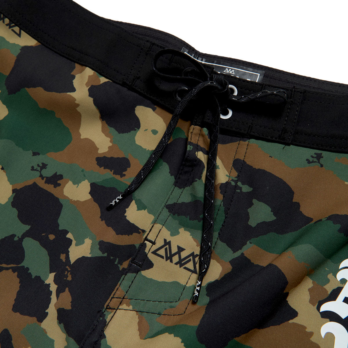 AVVA Ku Camo 19 Boardshorts - Olive image 4