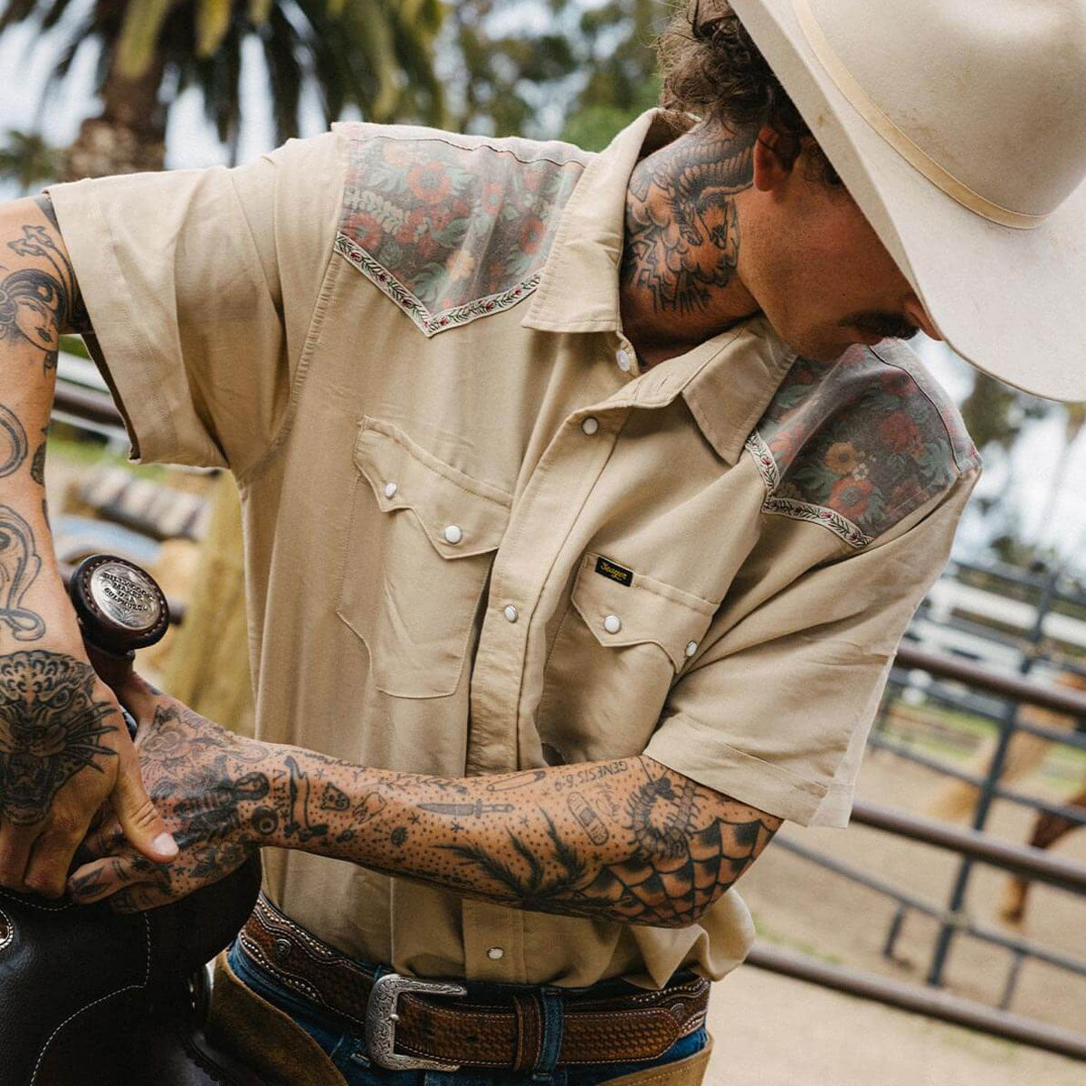 Seager Sawtoof Shirt - Flora image 5