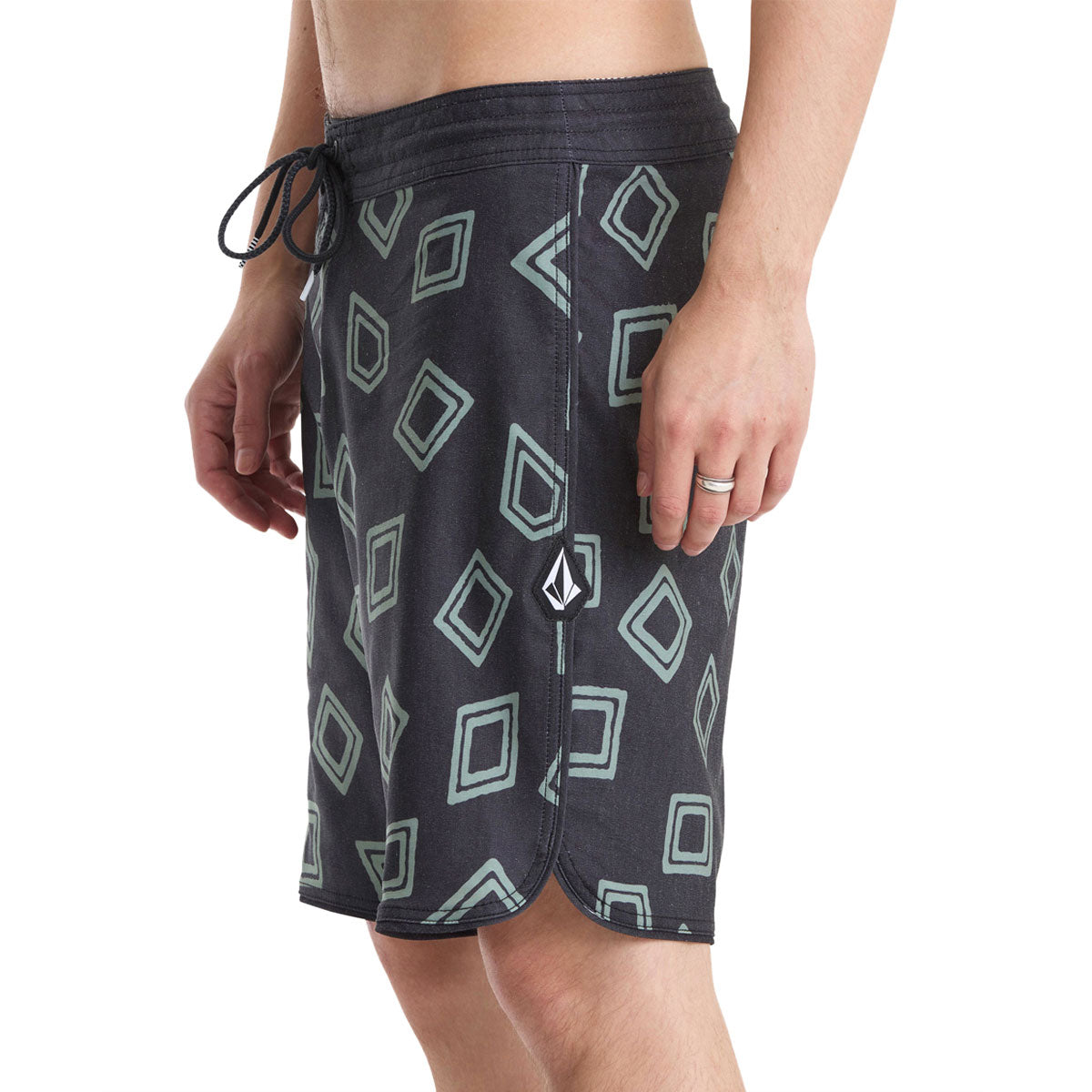 Volcom Contact Scallop Stny 19 Boardshorts - Black image 4