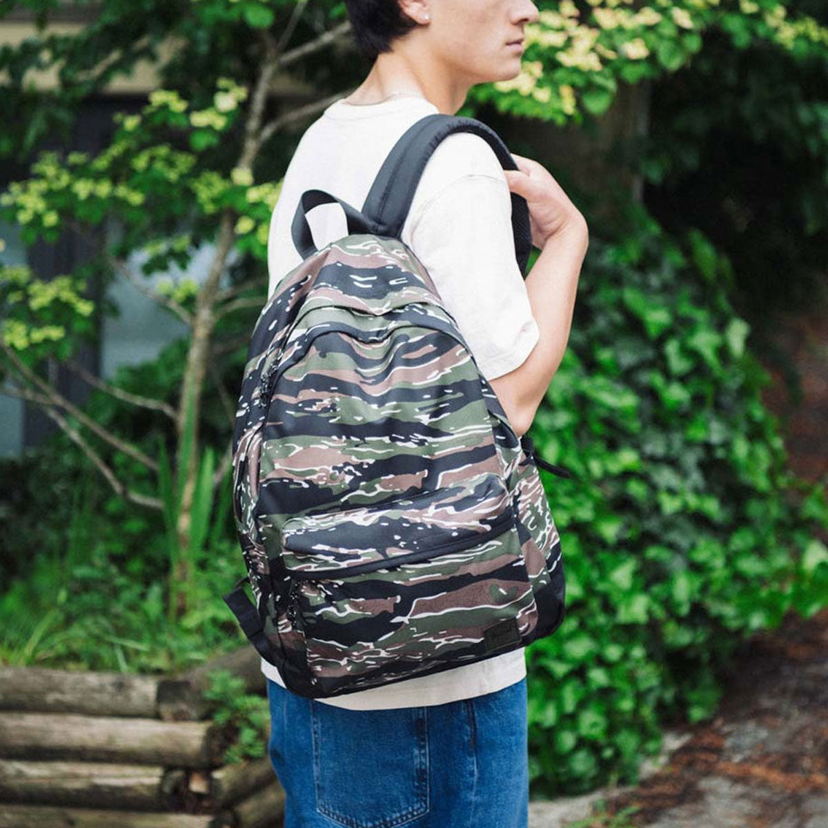 Herschel Supply Classic XL Backpack - Tiger Camo image 4