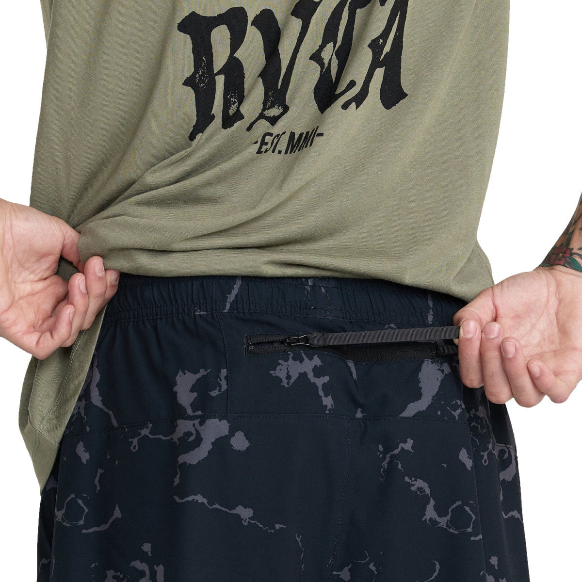 RVCA Yogger 2 In 1 Short 17