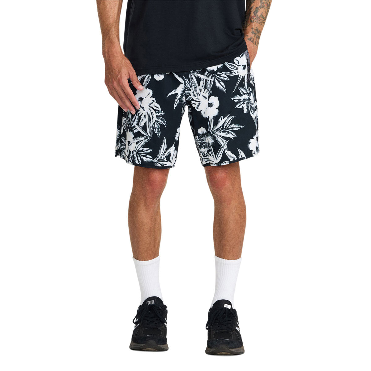 RVCA Yogger Stretch Hawaii 17