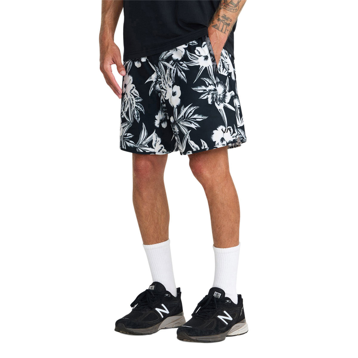 RVCA Yogger Stretch Hawaii 17