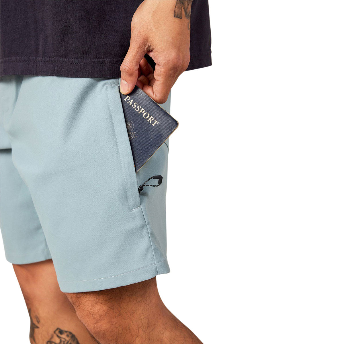 686 Everywhere Hybrid Relaxed Fit Shorts - Lead image 3
