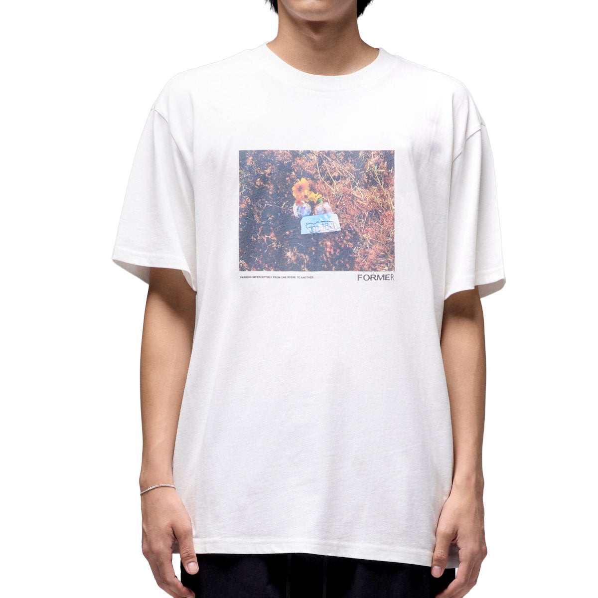 Former Cache T-Shirt - Oyster image 1